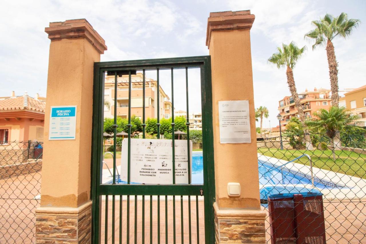 Apartamento White Dreams Next To The Sea Algarrobo Costa Exterior foto